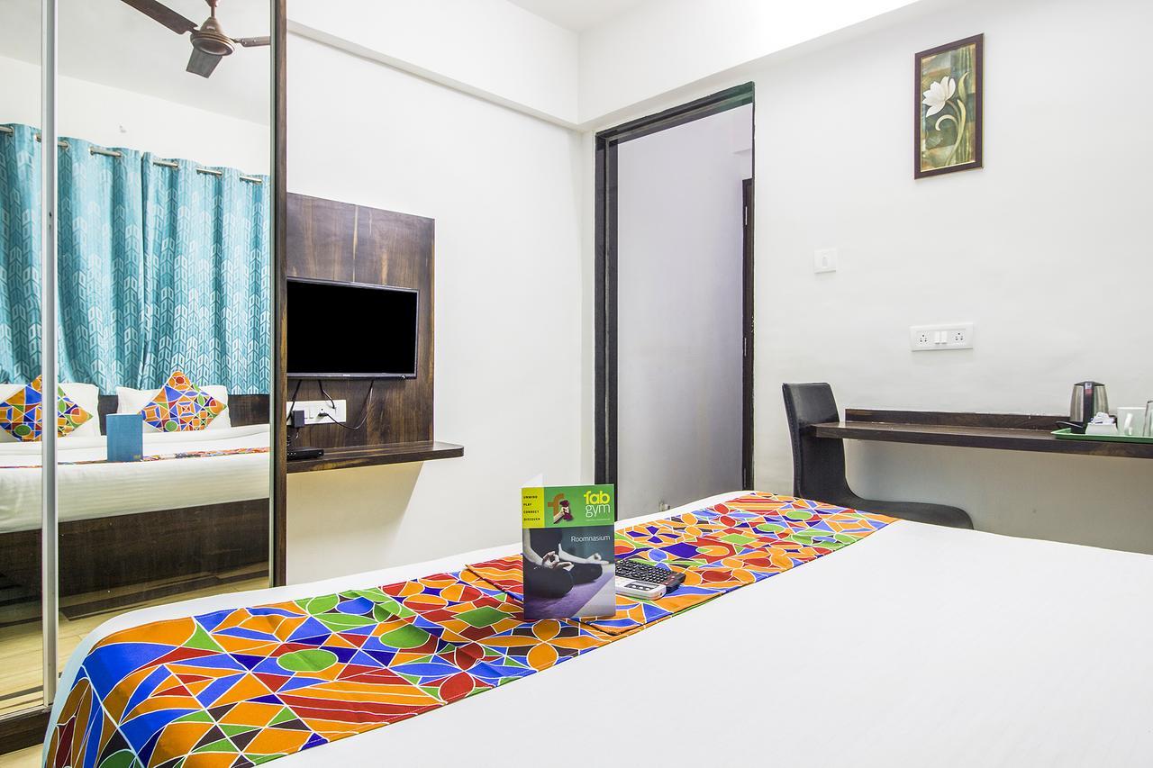 Fabhotel Pruthamesh Pride Nashik Buitenkant foto